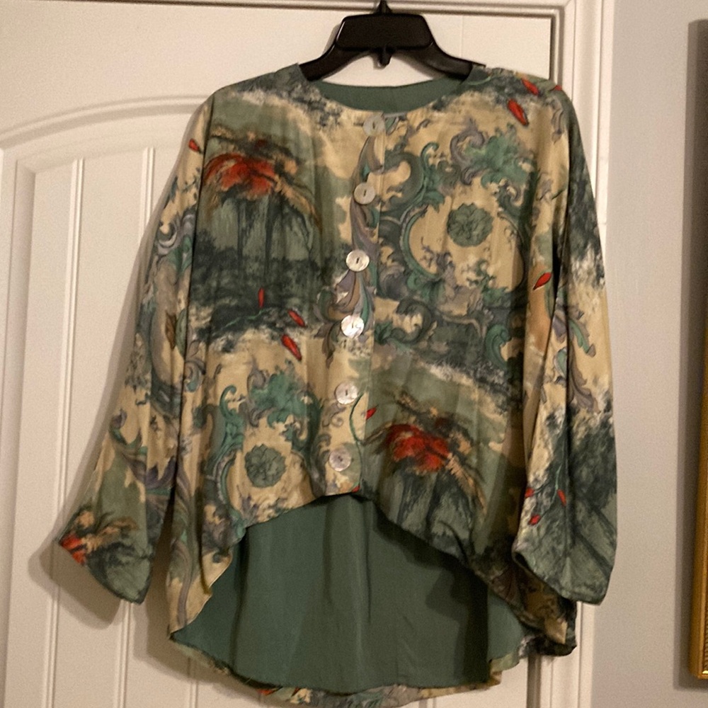 Green , Cream high low lined jacket with 3/4 Sleeves